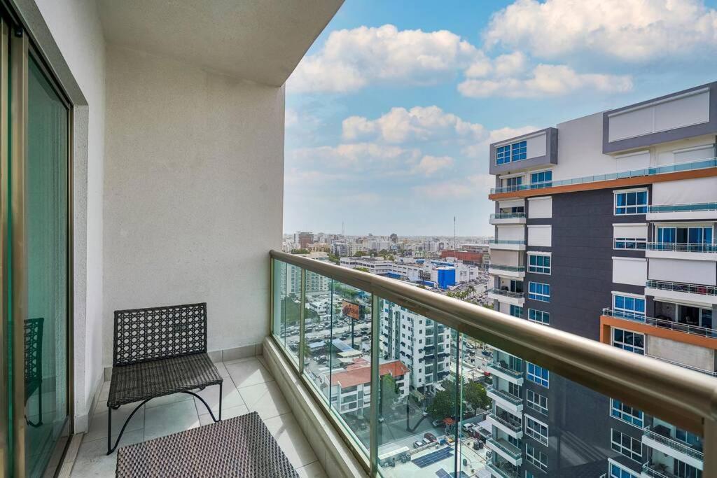 Escape Apartments, Balcony, Pool, Gym & Spa In La Julia Санто Доминго Екстериор снимка