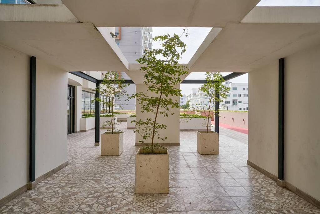 Escape Apartments, Balcony, Pool, Gym & Spa In La Julia Санто Доминго Екстериор снимка